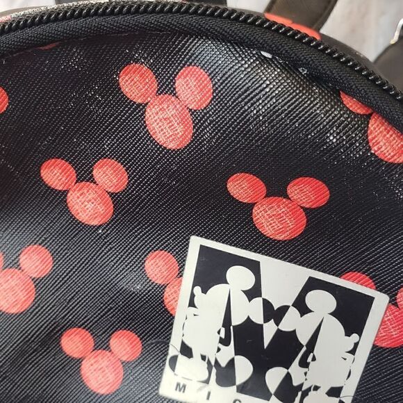 DANI by DANIELLE NICOLE DISNEY MICKEY  BACKPACK - Picture 2 of 10